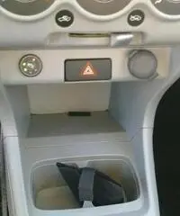 Suzuki Alto 1.0 GPL 5P. GLX