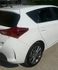 Toyota Auris 1.8 Hybrid 5 porte Lounge