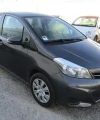 TOYOTA Yaris 1.0 5 porte Active