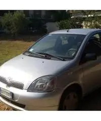 Vendo YARIS 2002 unico proprietario