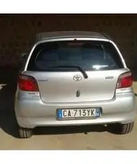 Vendo YARIS 2002 unico proprietario