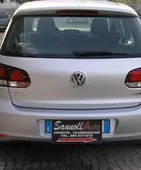 Volkswagen Golf 1.6 TDI DPF 5P. Highline