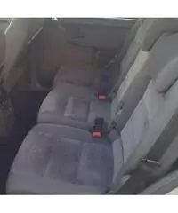 Volkswagen Touran Business 2.0 TDI 140 CV Highline