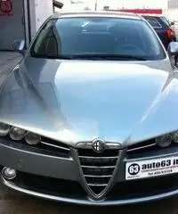 ALFA ROMEO 159 1.9 JTDm 16V Sportwagon Distinctive