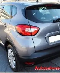RENAULT Captur 1.5 dCi Project Runway