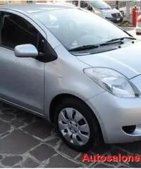 TOYOTA Yaris 1.4 D-4D 5 porte EURO 4