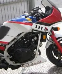 HONDA VF 500F