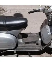 VESPA 150 DEL 1983