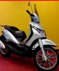 PIAGGIO Beverly 250 con antifurto elettronico