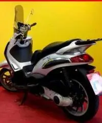 PIAGGIO Beverly 250 con antifurto elettronico