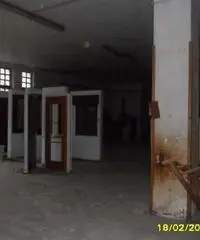 Magazzino in Vendita di 350mq