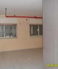 Locale commerciale in Vendita