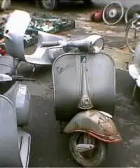 RITIRO Vecchi CICLOMOTORI VESPE E MOTO