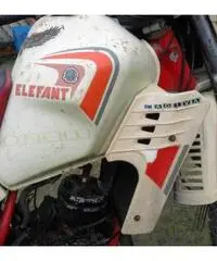 Moto enduro Cagiva Elefant