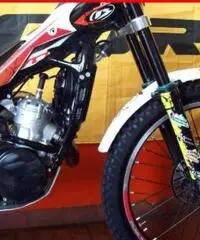 BETAMOTOR Evo 300 2T rosso-bianco - 3000