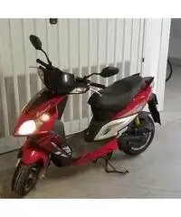 Scooter 50 cc Sym Jet Sport X con pochi km