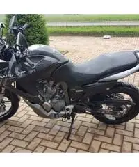 Vendo HONDA TRANSALP XL 700V del 2012