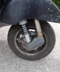 Piaggio Vespa 50 HP CON PEZZI NUOVI