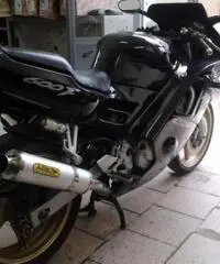 HONDA Cbr tipo veicolo Sportive cc 600