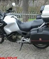 HONDA Integra MOTO VARADERO 996