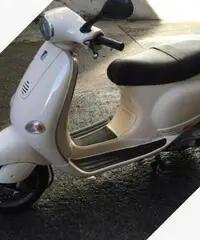 VESPA ET4 150cc