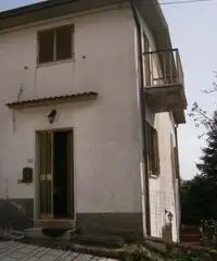 Stabile/Palazzo di 6 locali in Vendita