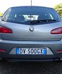 ALFA ROMEO 147 1.6 16V TS (105) 3 porte Distinctive