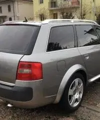 AUDI A6 allroad 2.5 TDI 180 CV