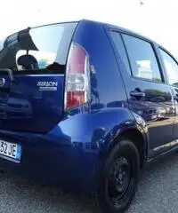 DAIHATSU Sirion 1.3 16V 4WD Mio