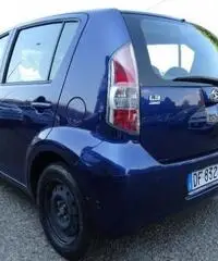 DAIHATSU Sirion 1.3 16V 4WD Mio
