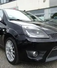 FORD Fiesta 1.6 16V 3p. S