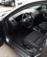 HONDA Accord 2.2 i-CTDi Tour. Exec.