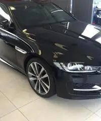 JAGUAR XE 2.0 D Turbo 180CV aut. R-Sport