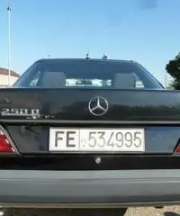 MERCEDES-BENZ 250 diesel