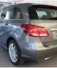 MERCEDES-BENZ B 180 d AUTOMATIC SPORT