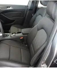 MERCEDES-BENZ B 180 d SPORT