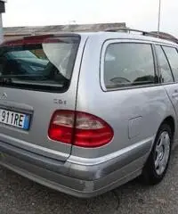 MERCEDES-BENZ E 220 CDI cat S.W. Classic