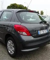 PEUGEOT 207 1.4 8V 75CV 5p. X Line