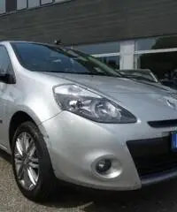 RENAULT Clio 1.2 16V 5 porte Dynamique