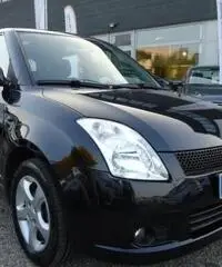 SUZUKI Swift 1.3 4x4 5p. GL