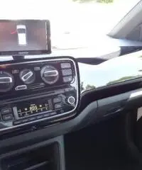 VOLKSWAGEN up! 1.0/75 Cv highup! ASG 5p