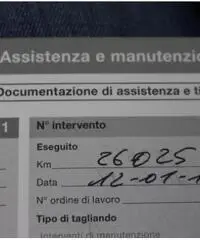 VOLVO XC60 2.4 D 175 CV FWD Geartronic Kinetic