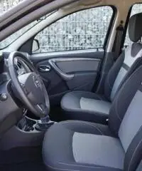 DACIA Duster 1.2 TCe 125 4x2 LAUREATE