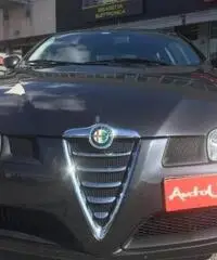 ALFA ROMEO GT 1.9 JTD Distinctive 150 CV Pelle Climatronic