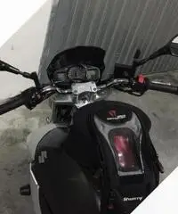 Suzuki GSR 600 - 2006