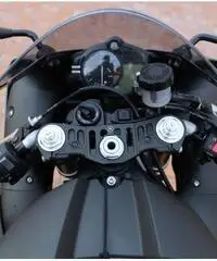 YAMAHA YZF R1 - BIG BANG