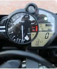 YAMAHA YZF R1 - BIG BANG