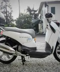 Aprilia Scarabeo 125 IE NET- 2011