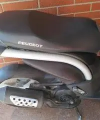SCOOTER PEUGEOT