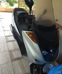 Moto Mbk skyliner 250